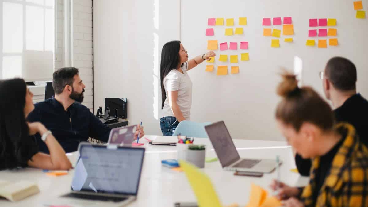 Team som arbetar tillsammans